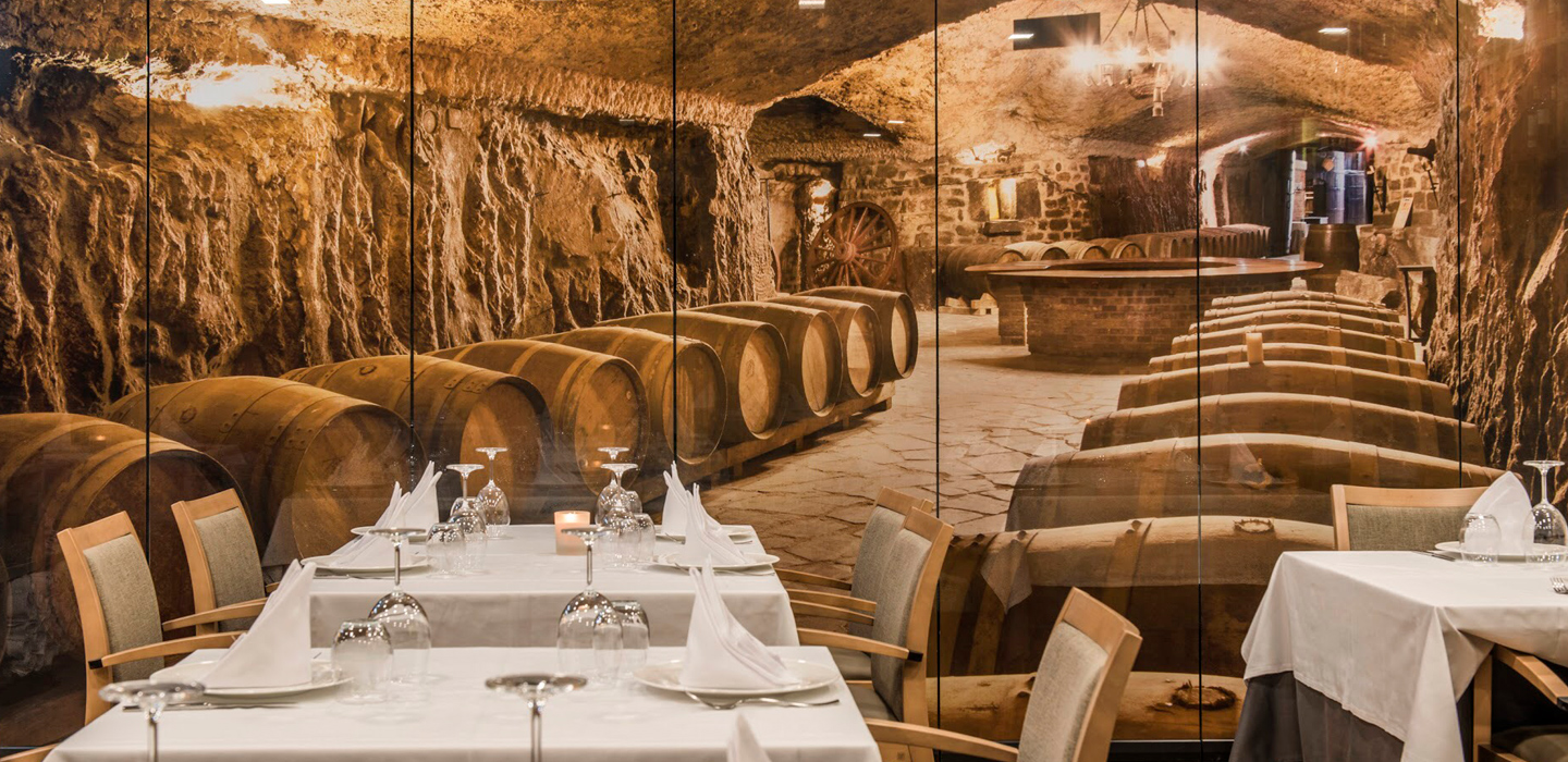 Adega do Restaurante Casa Barqueiro